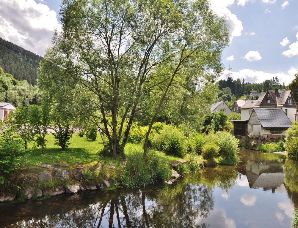 Flair-Hotel Waldfrieden Schwarzatal Экстерьер фото