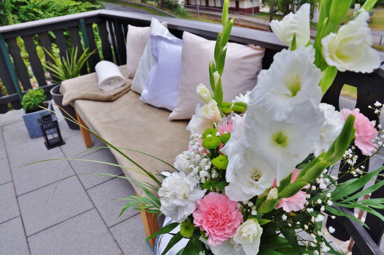 Flair-Hotel Waldfrieden Schwarzatal Экстерьер фото