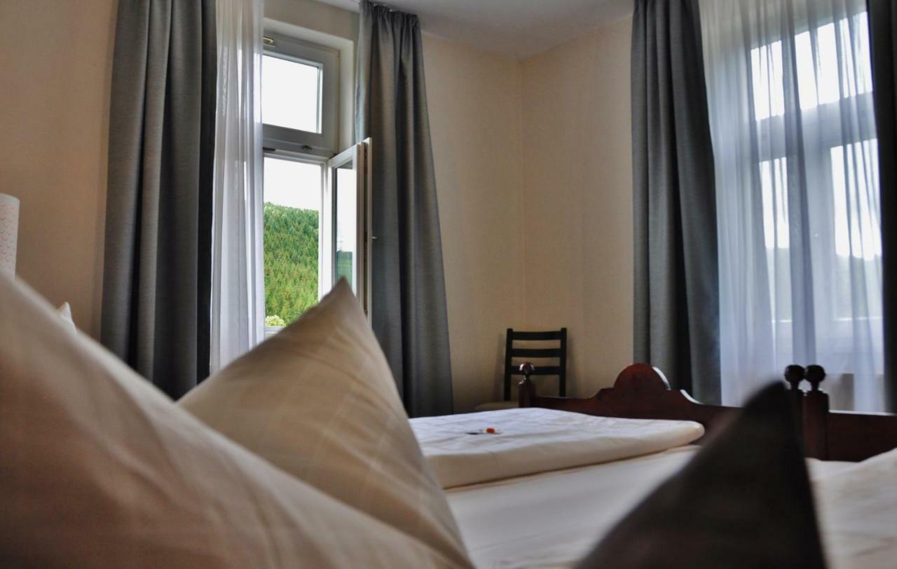 Flair-Hotel Waldfrieden Schwarzatal Экстерьер фото